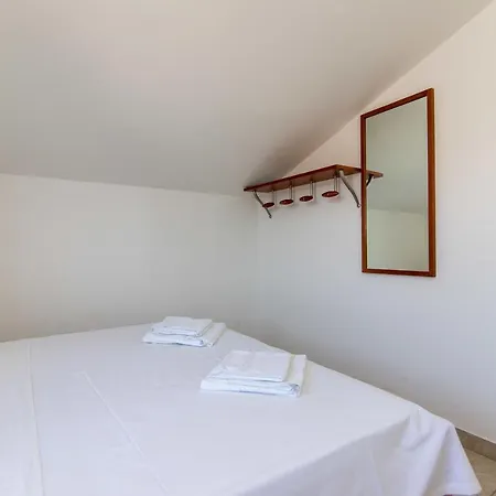 Apartment Ana