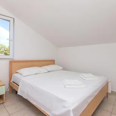 Ana Apartment Basina